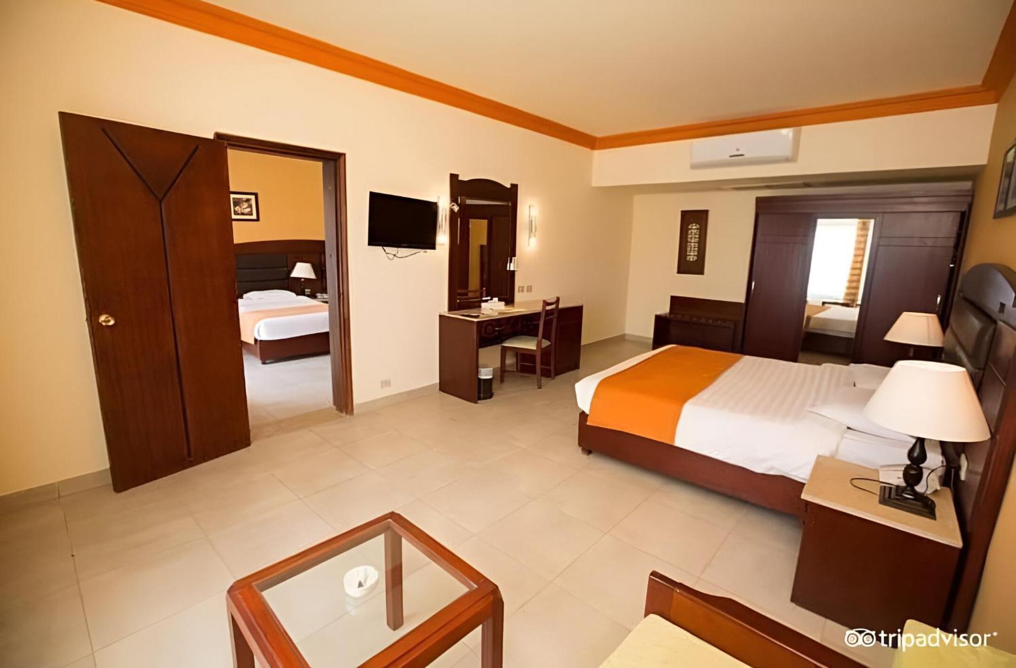 Sharm Holiday Resort Exterior photo