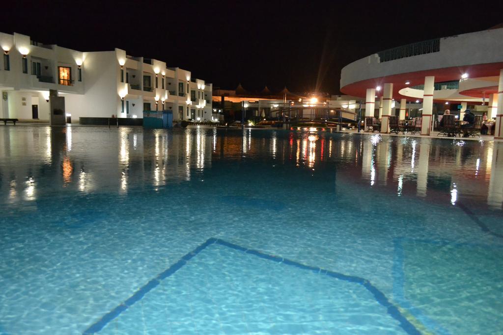 Sharm Holiday Resort Exterior photo